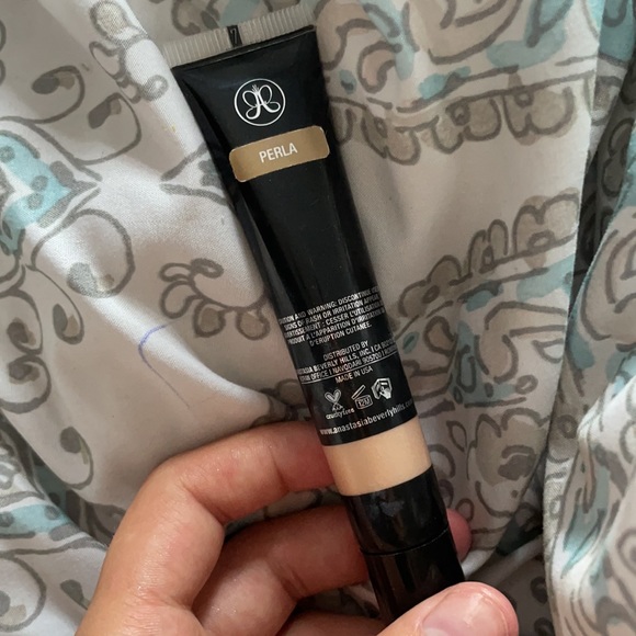 Anastasia Beverly Hills Liquid Glow Highlighter - Picture 2 of 2